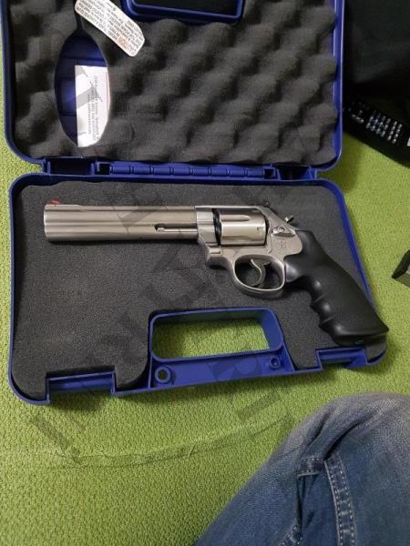 Smith wesson 357 Magnum 686 6 inç